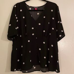 Vince Camuto - Ladies Top - size XL - new with tags